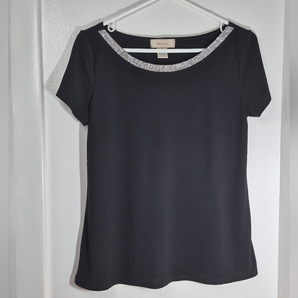 Diana Belle Women's Rhinestone Embellished Neckline Short Sleeve Top Size S